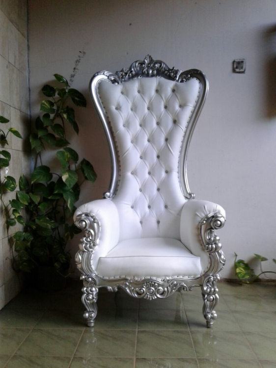 White/Silver Regal Throne Chair Throne Chairs