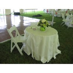 30 Sweetheart Tables (Seated Height)