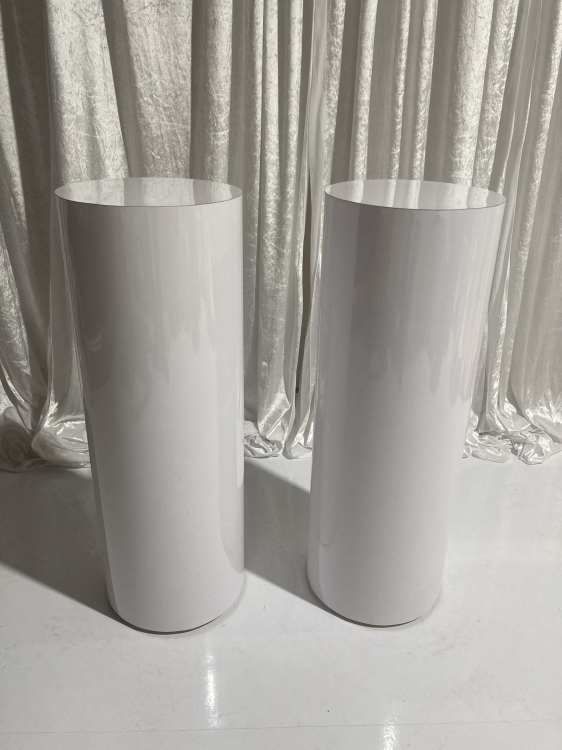 2pcs White Cylinder Pedestals